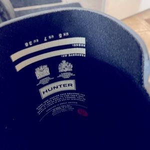 Tall hunter boots, matte black, size US 7